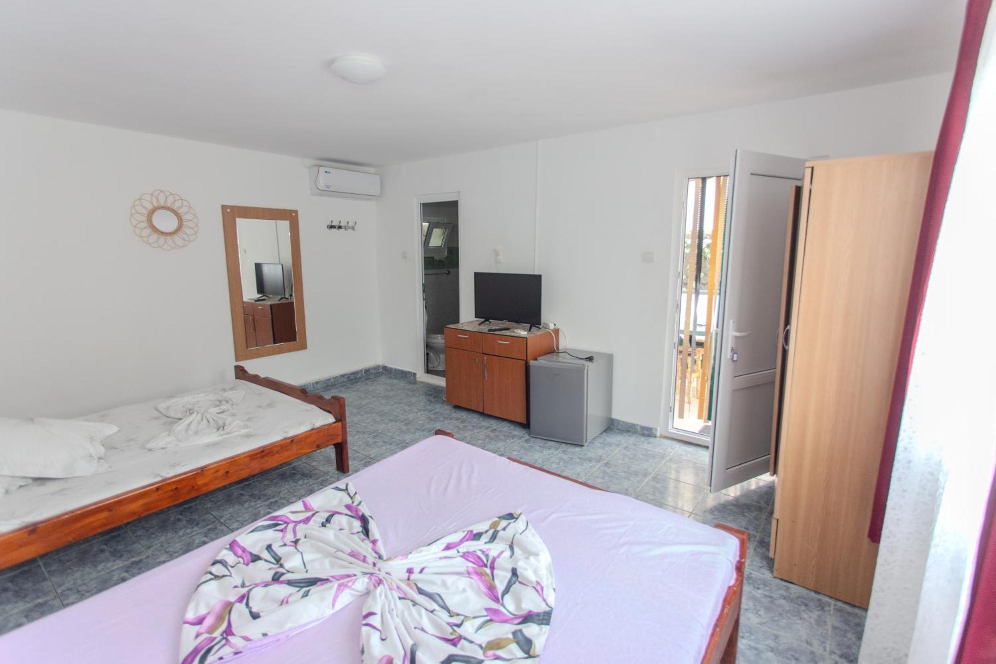 Casa Selena Hotell Costinesti Exteriör bild